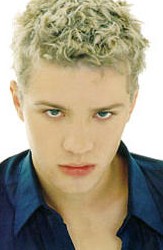 Brett Romano (17) - Arielle�s ex-boyfriend/snitch for the Sirrian conspirators/friends with Charlie