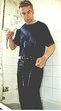 wet501.jpg (24458 bytes)