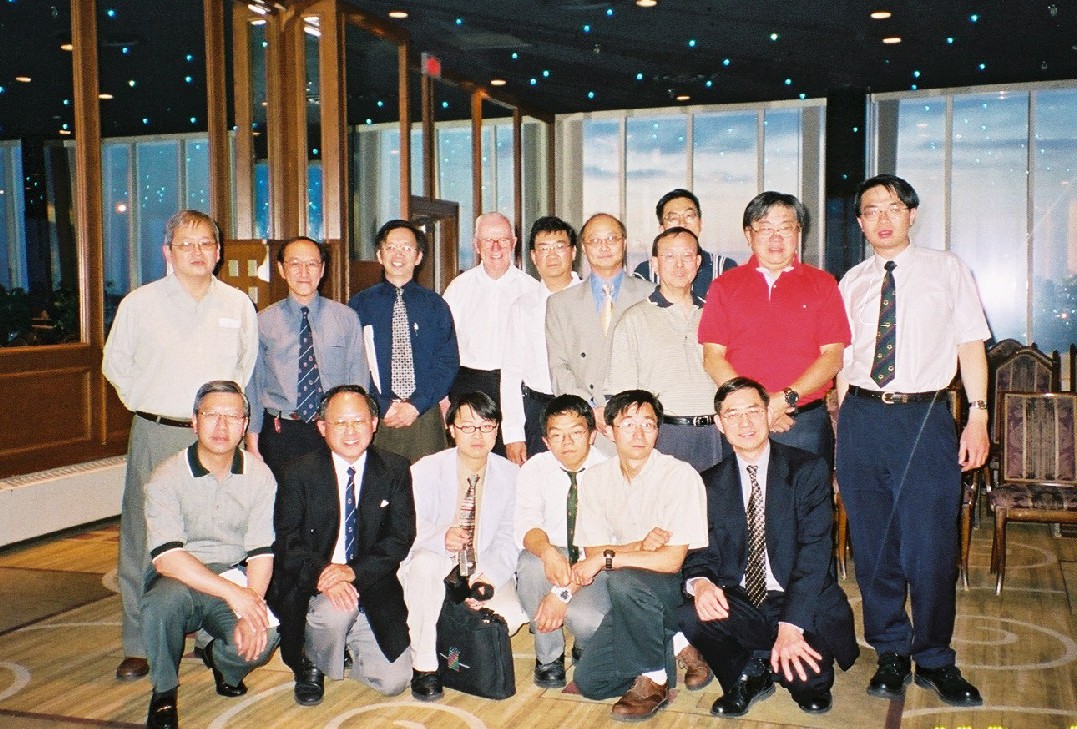 [0702_06.jpg]