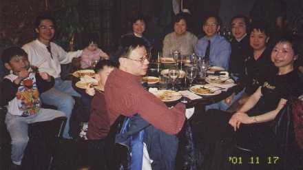 [Nov2001_02.jpg]