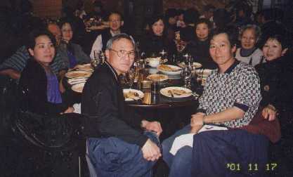 [Nov2001_06.jpg]