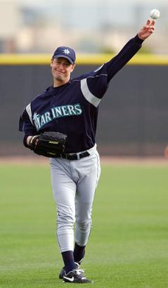 Jamie Moyer warming up