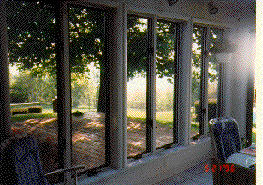 kitwindows.GIF (26483 bytes)