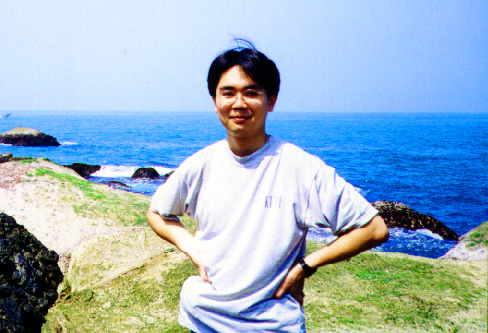 Hk - {@ (107927 bytes)