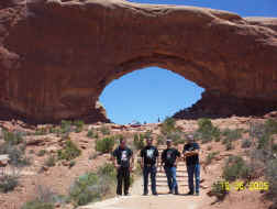 100_1962.jpg (74377 bytes)