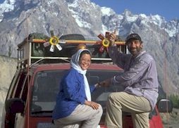 mIMG0036-tom-delia.jpg (19404 Byte)