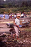 atitlan16.jpg (69860 bytes)
