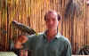 tikal-jesus-loro.jpg (47363 bytes)