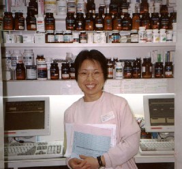 Hi! I'm Honi. I'm a nurse and now working in a clinic.