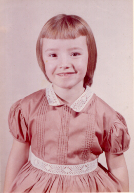 Picture of romance novelist Mary Kingsley