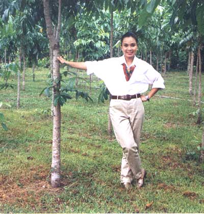 Sen. Legarda planting tree