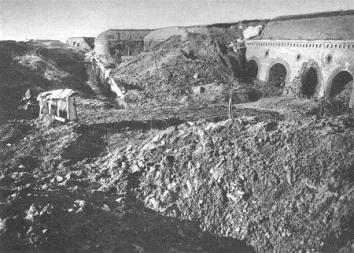 Fort Douaumont im Januar 1916