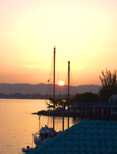 Sunrise @ Mary's Bay Boat House
