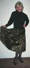 another pic of Jen in a skirt