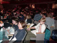 waiting.jpg (87672 bytes)