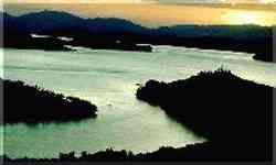 la-un river scenery