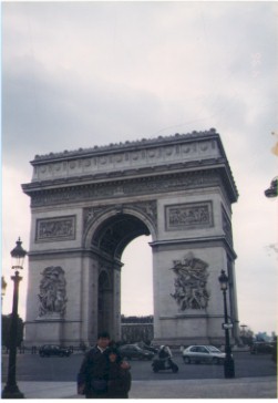 archtriomph.jpg (20434 bytes)