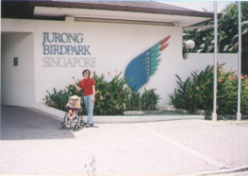 jurong.jpg (25690 bytes)