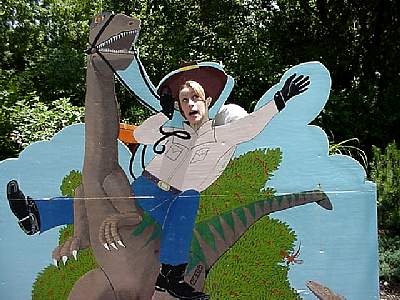 DINO101.JPG