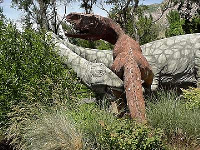 DINO220.JPG