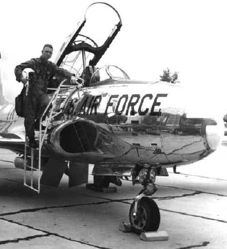 afrotc1.jpg (30347 bytes)