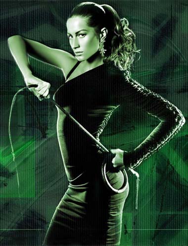 Gisle Bundchen cracking the bullwhip (picture jpg)