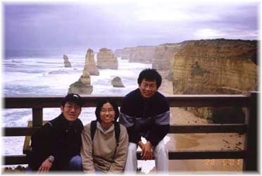 12 Apostles, Great Ocean Road, Melbourne. SongPing 1/2 at the right