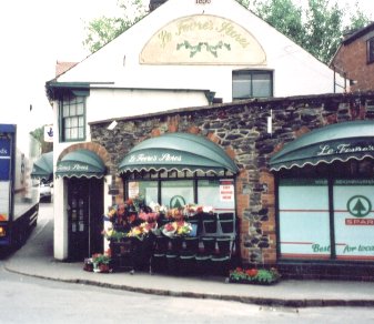 Le Fevres Stores