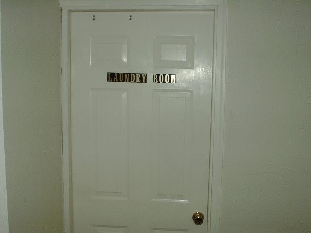 laundry room photo