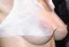 Sexy Girls zeigen sich in durchsichtigen Wet T-Shirts!