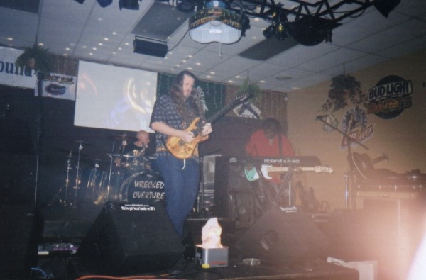 wo18.jpg (35162 bytes)