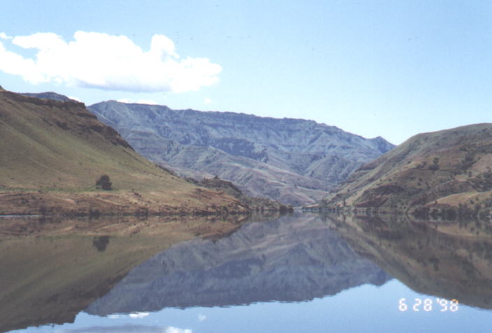 Snake River behind Brownbuu Dam