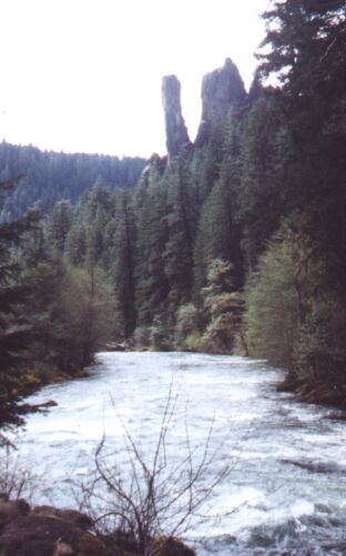 Eagle Rock on Upper Umpque River