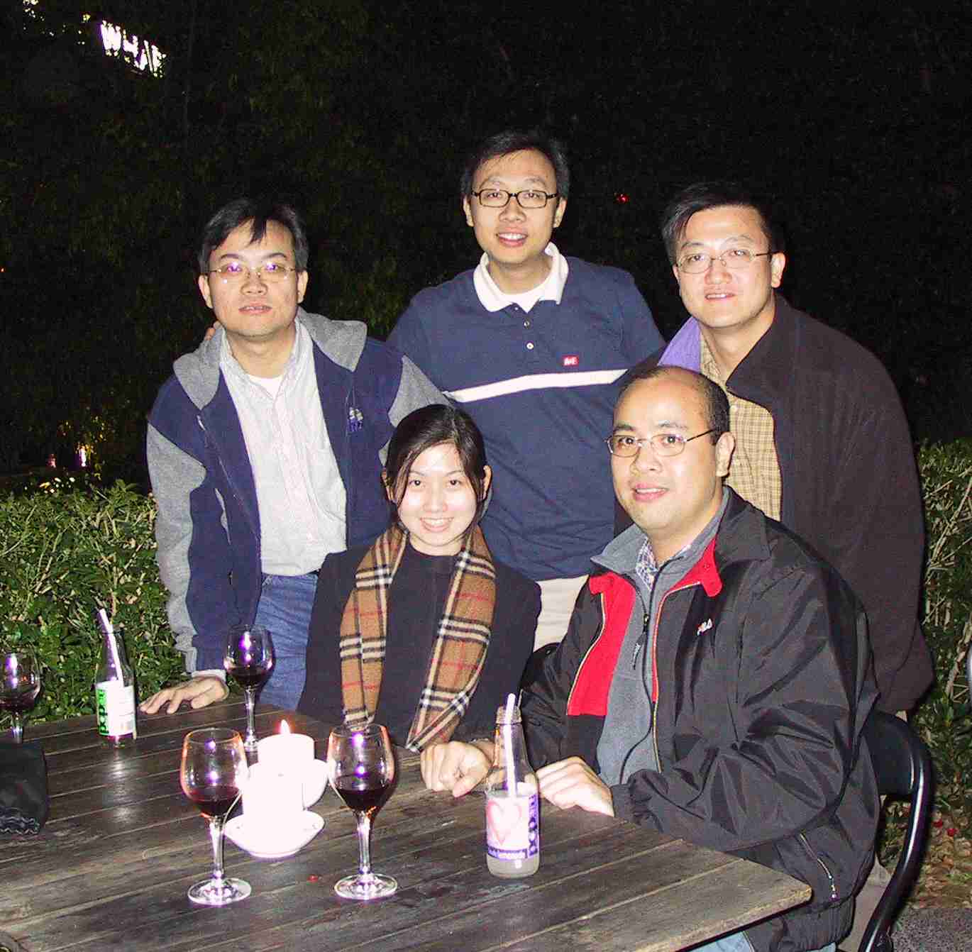6.jpg (100403 bytes)