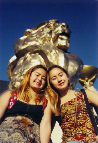 27_Jen_Cheri_at_MGM_Grand