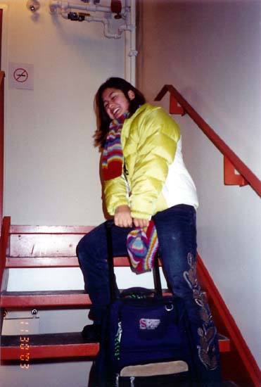 03_Jen_LuggageOFgroceries