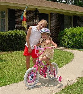 biking babes!