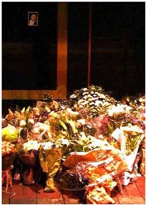 leslie cheung flowers night after suicide