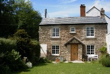 The front of Yew Tree Cottage