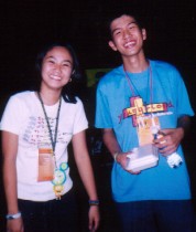 miggy with tonico... hehe.. hinarang namin para makipicture..