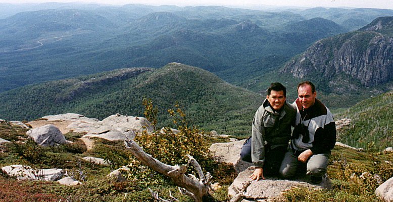 Splendid view from the top with Yin Choy and Sylvain, September 2001. Very cold!!