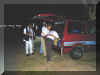 0TeamArrival.JPG (313014 bytes)