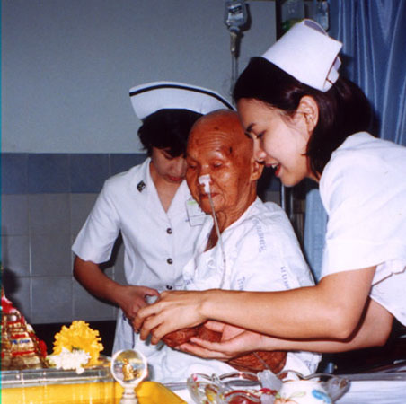 สงกรานต์ในร.พ.ตำรวจ