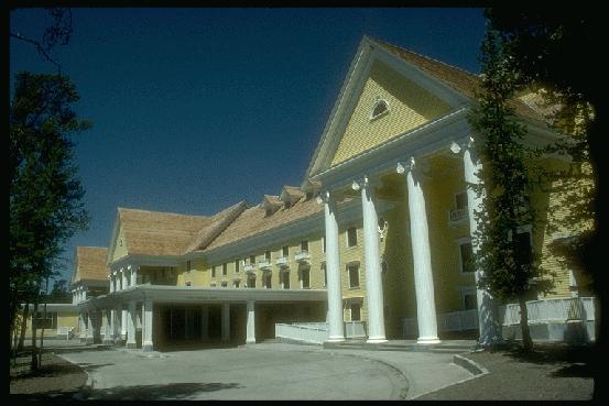 Lake Hotel