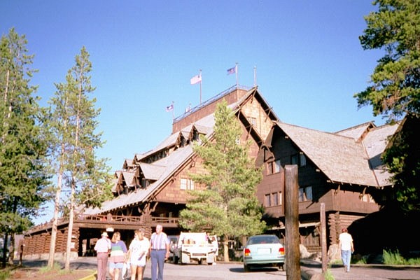 Old Faithful Inn