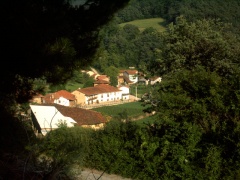 Fotografia de ../graf/pueblos/pueblos-med/san-pedro-de-bedoya-001.jpg