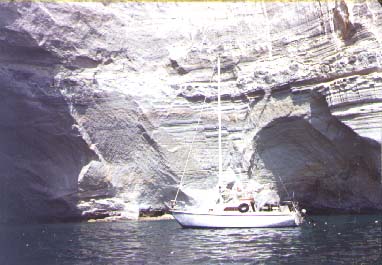 sailing/boat1.JPG - 25.9 K