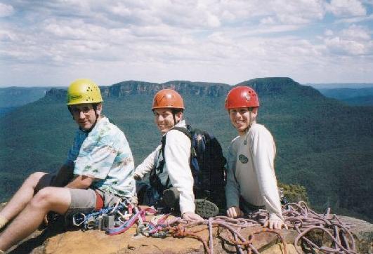 Gotta love colour co-ordinated helmets...