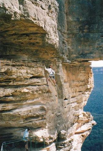 Greg says: I'm not watching you, I'm checking out all the cute tourists over at the Echo Point lookout