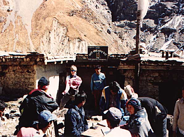 checkpoint at Thorung Phedi